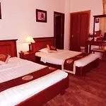 Business Hotel
