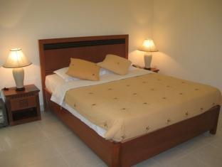 Business Saigon Hotel