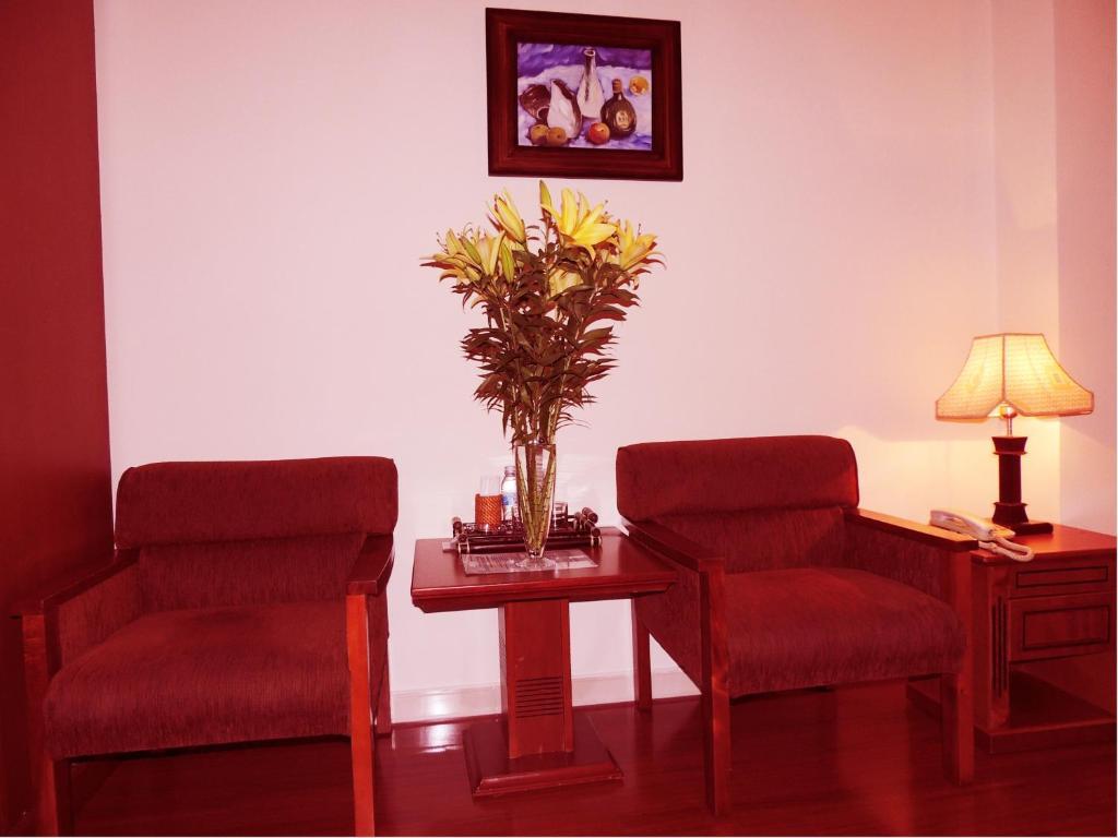 Khách sạn Business Saigon 2*